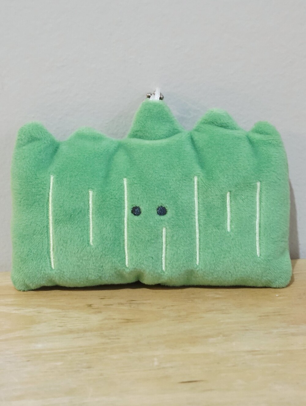 *4 for $20* Tsuburana Hitomi Bento Baran Plush Keychain Lunch Box Grass Divider